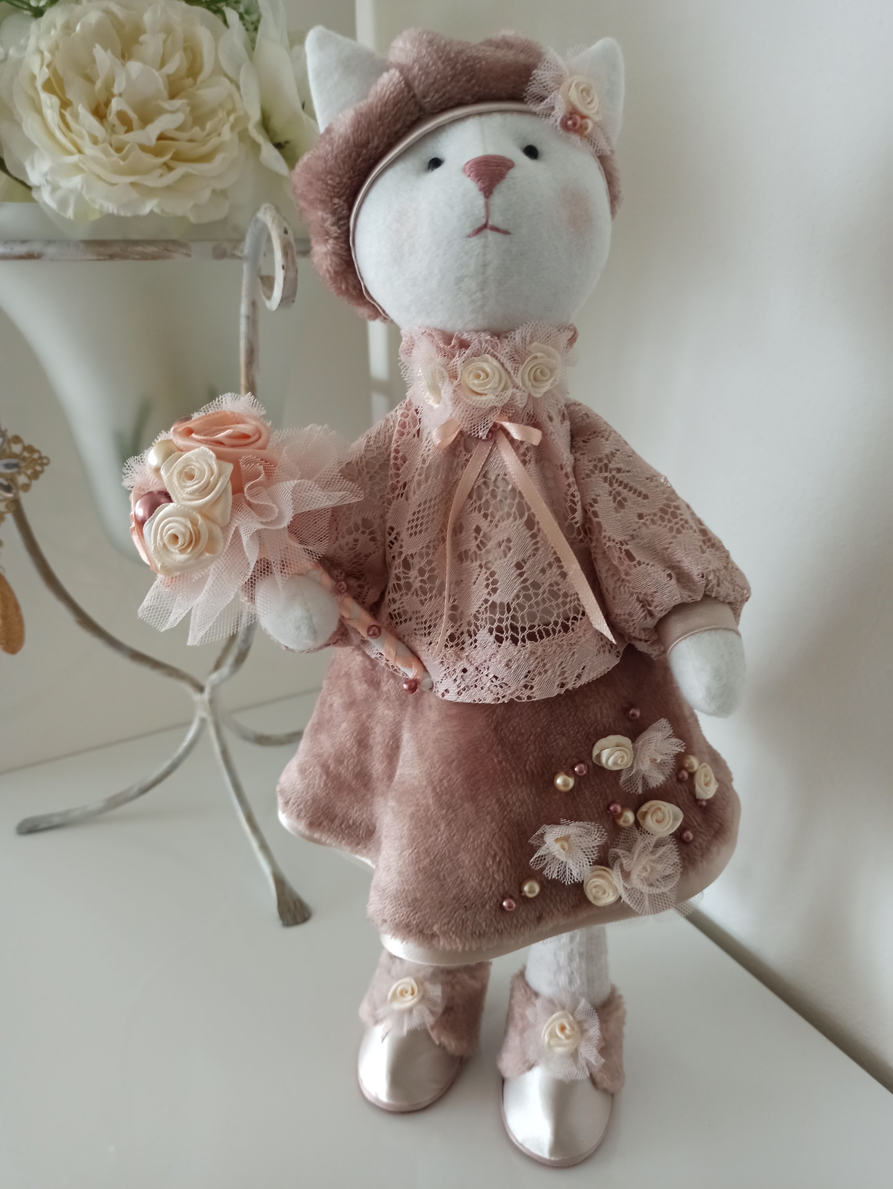 Nikaska Kočička Růžová – Ručně vyrobená panenka | 39 cm | Nika's Home