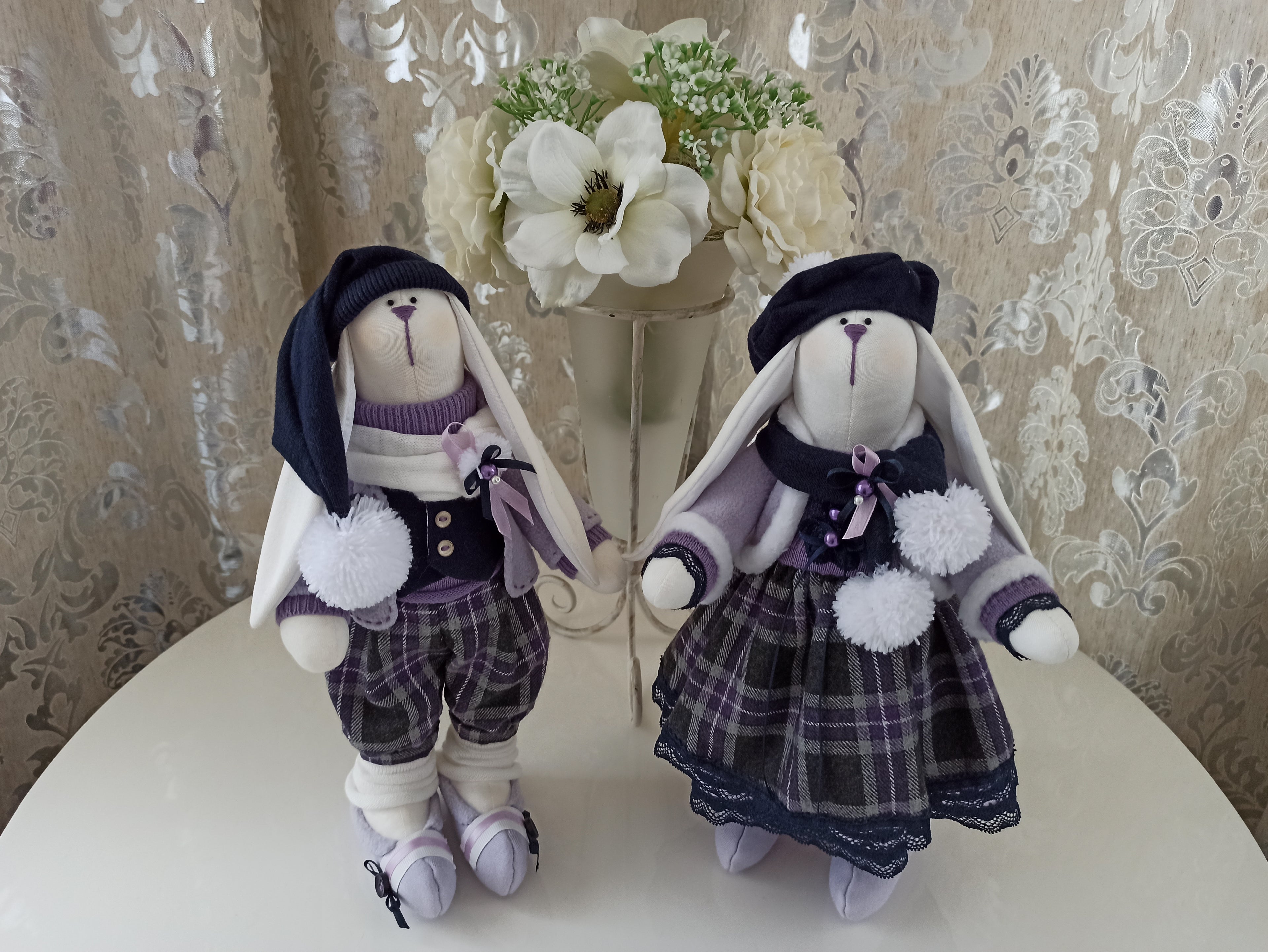 Nikaska Rabbit Purple – Sada | Fialová Dekorativní Panenka 35 cm | Nika's Home