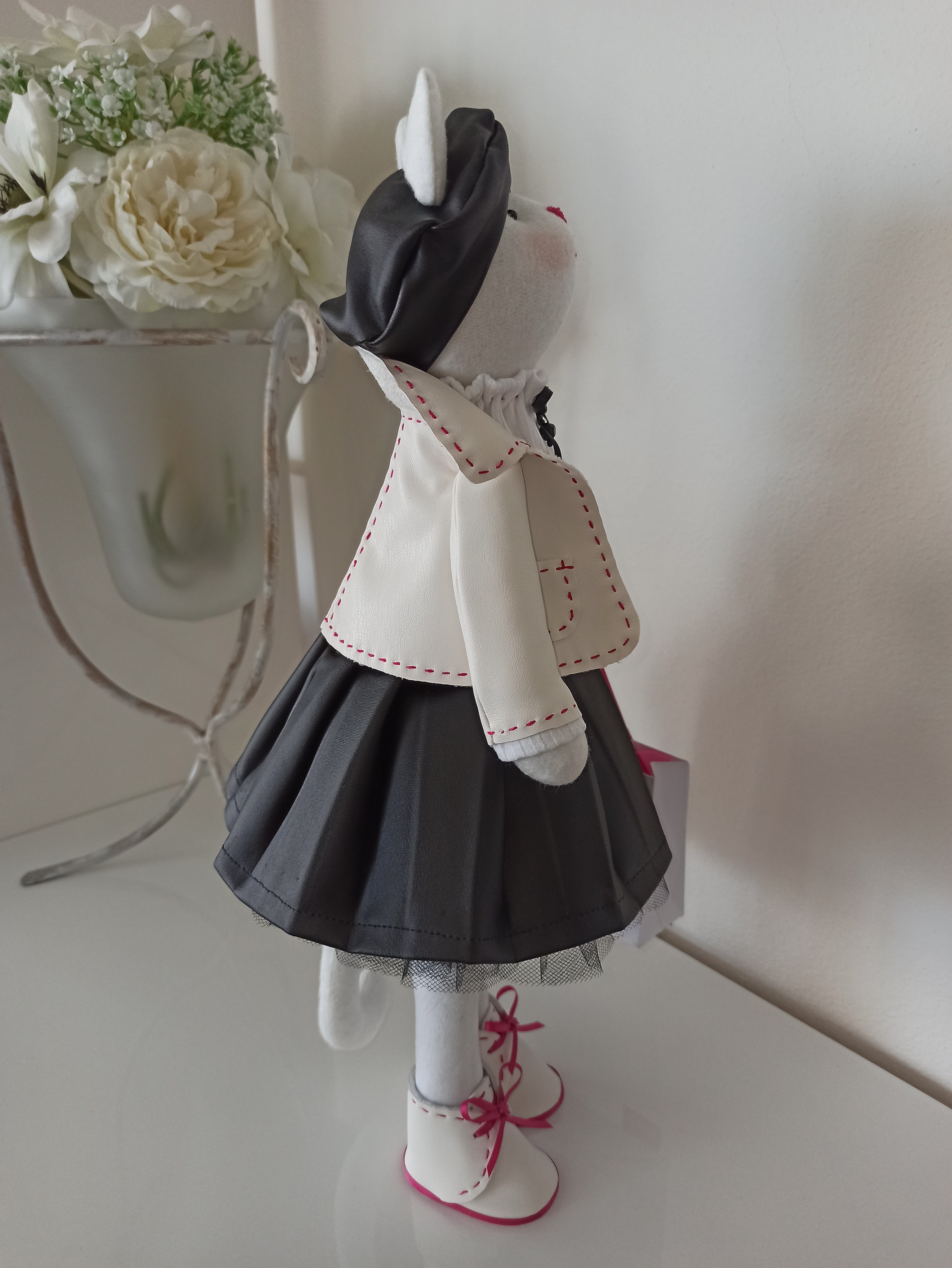 Nikaska TW Cat – Dekorativní Panenka 55 cm | Nika's Home